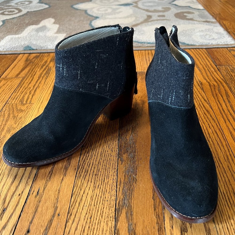 TOMS Black Suede Stacked Ankle Bootie 7.5